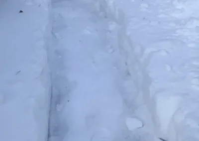 Lumityöt väylän avaaminen
